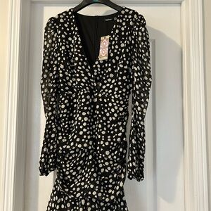 Beautiful Dalmatian spot print ruched dress